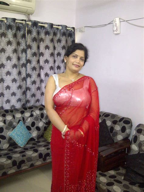 hot aunty saree nude|Saree Porn (9,623) @ Porzo.com